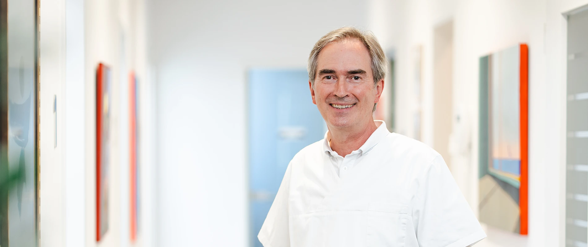 Portraitaufnahme von Herrn Dr. Conrad