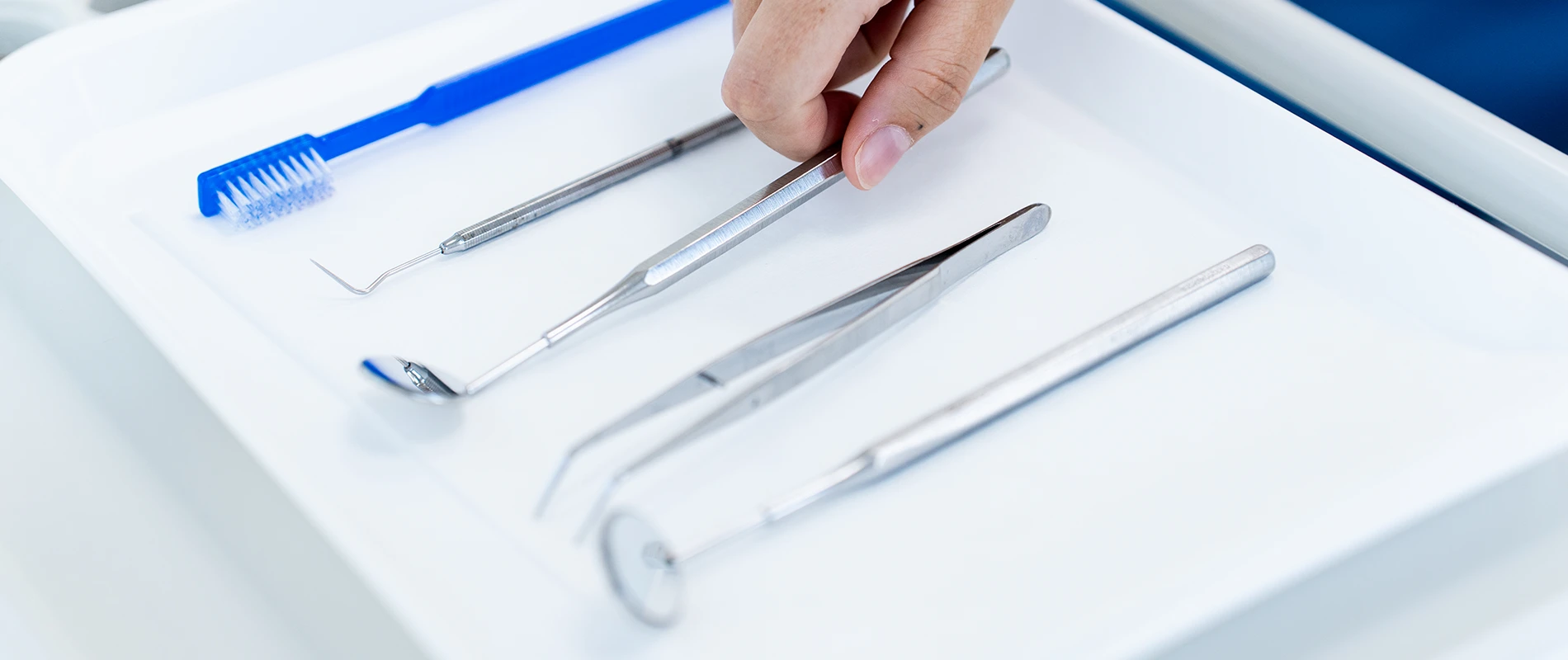 Tray mit Zahnarztdetails