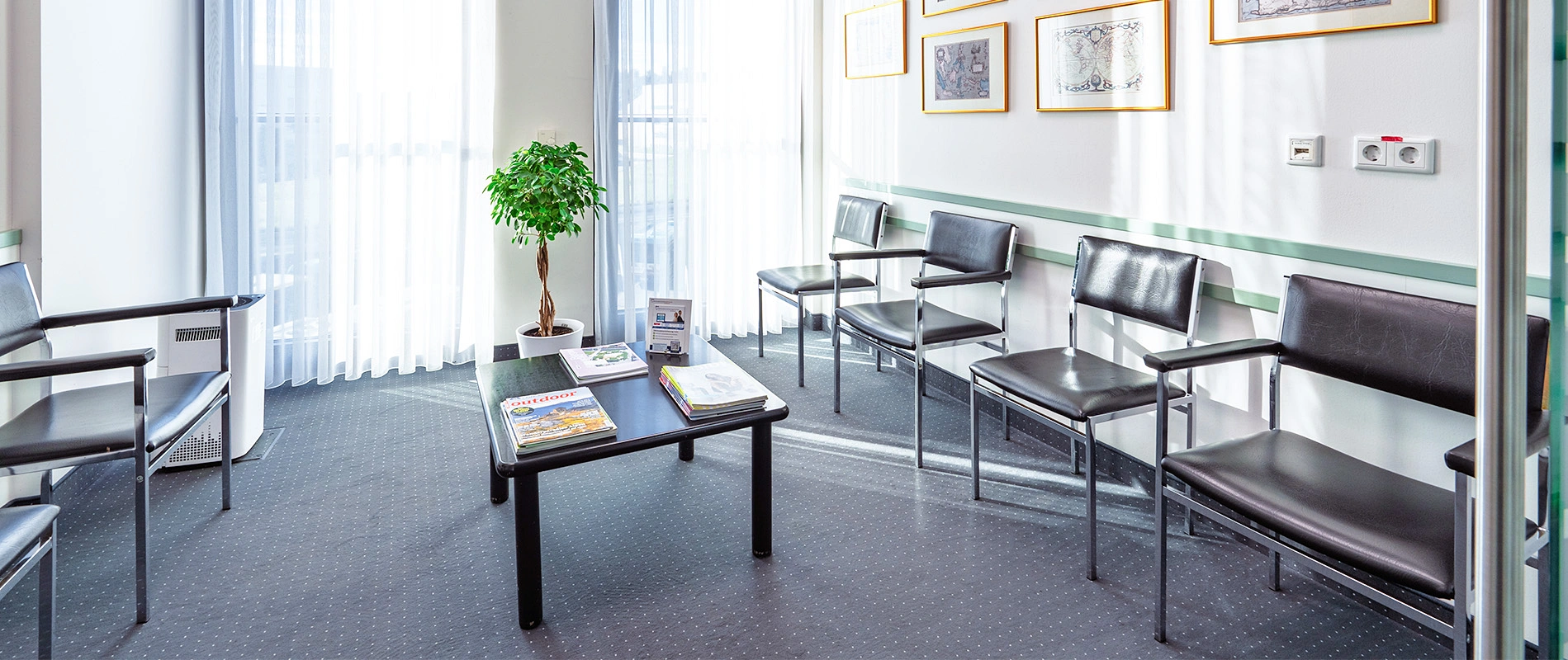 Wartezimmer Dr. Sattler